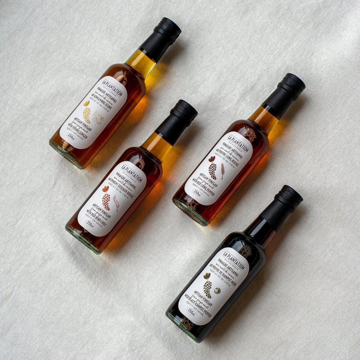 Vinaigre au poivre long rouge